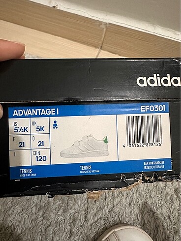 21 Beden beyaz Renk Adidas bebek