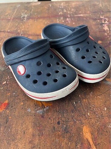 crocs terlik
