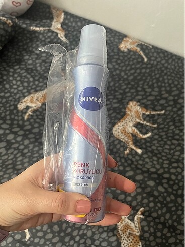 Nivea saç köpüğü
