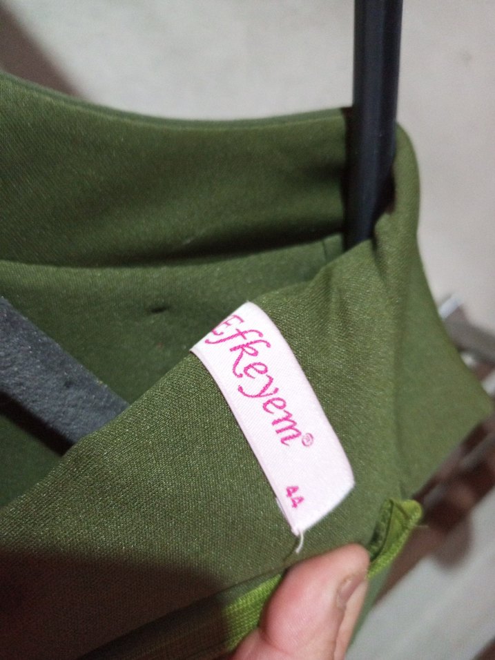 Nakışlı Uzun Haki Elbise - Görsel 4