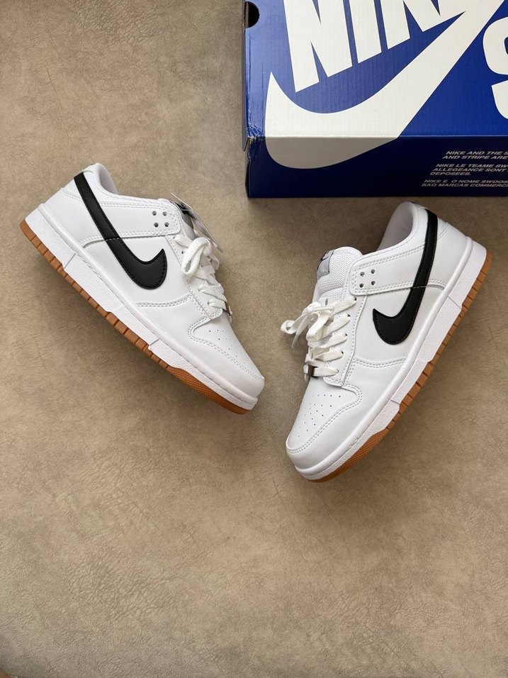 Nike Beyaz Siyah Bağcıklı Erkek Spor Ayakkabı - Görsel 2