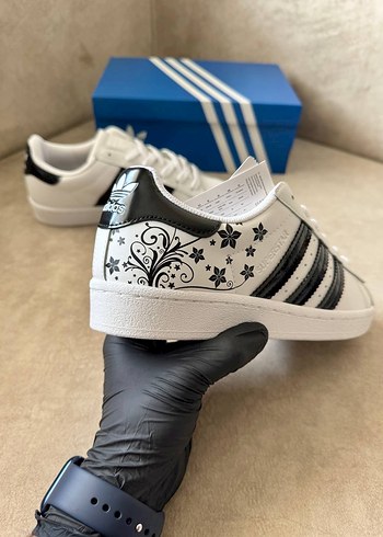 SUPERSTAR - Görsel 3