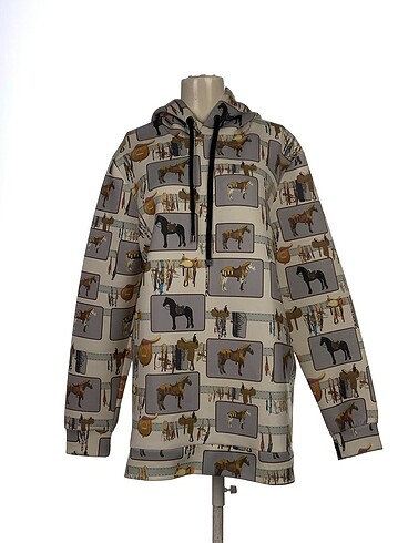 Gucci Sweatshirt %70 İndirimli.
