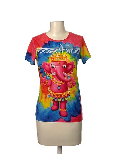 Moschino T-shirt %70 İndirimli.