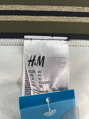 40 Beden çeşitli Renk H&M Bikini %70 İndirimli.