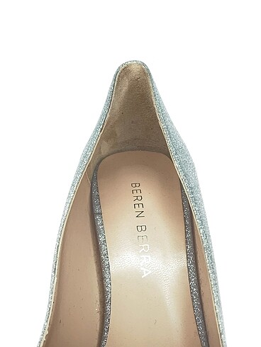39 Beden çeşitli Renk Vintage Love Stiletto %70 İndirimli.