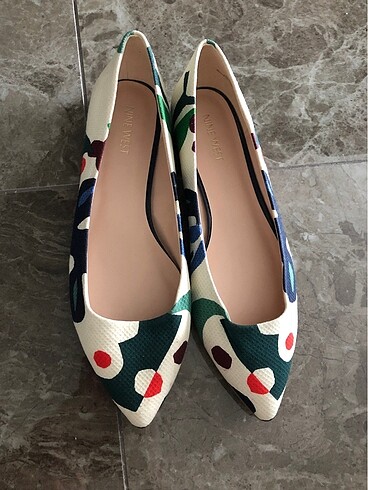 Nine West Renkli Babet