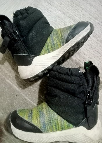 21 Beden gri Renk adidas RapidaSnow Beat the Winter Bebek Spor Ayakkabı