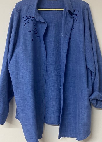 Düğmeli Mavi Keten Kadın Gömlek - Görsel 2
