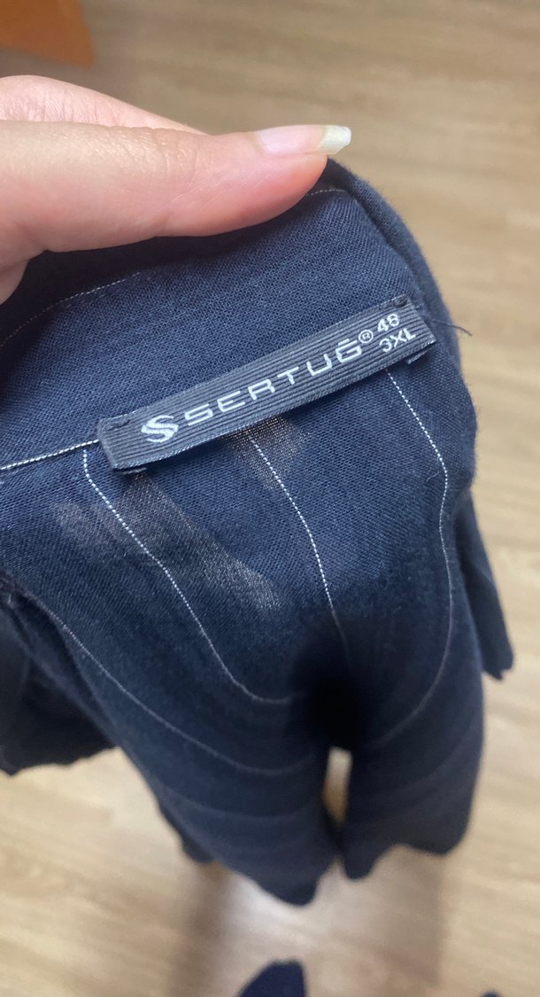 Uzun Kollu Siyah Çizgili Kadın Gömlek - Görsel 4