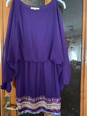TFNC LONDON S BEDEN AMA 38 bedene de olur