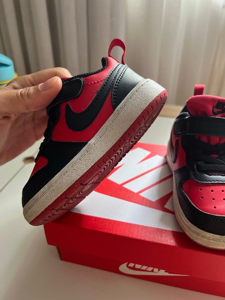 Nike Erkek Çocuk Kırmızı Siyah Spor Ayakkabı - Görsel 3