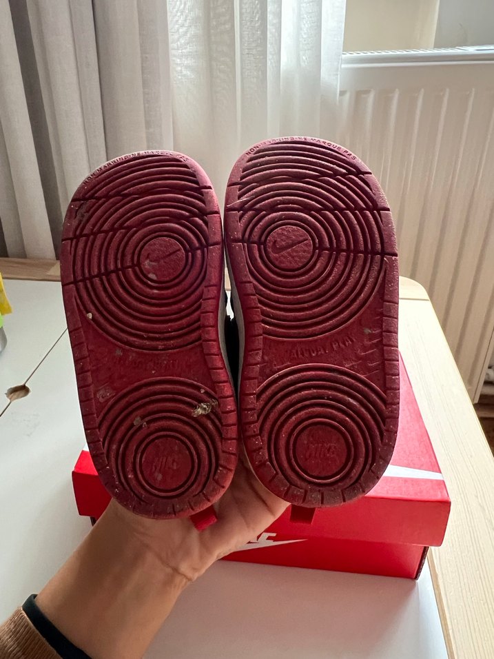 Nike Erkek Çocuk Kırmızı Siyah Spor Ayakkabı - Görsel 5