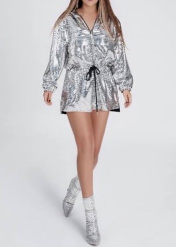 Moschino Gumus Payetli Mini Elbise Siklik Ve Rahatlik Bir Arada