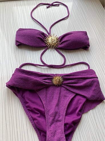 Zeynep tosun bikini takımı