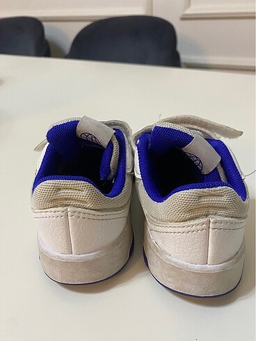 25 Beden Adidas çocuk ayakkabı