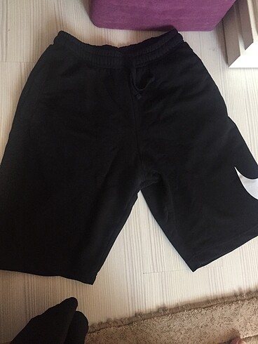 nike biglogo şort