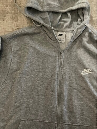 m Beden nike club hırka