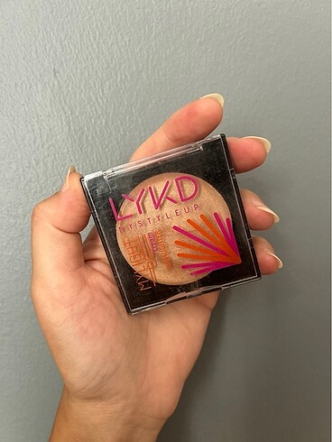 Lyked Cream Highlighter