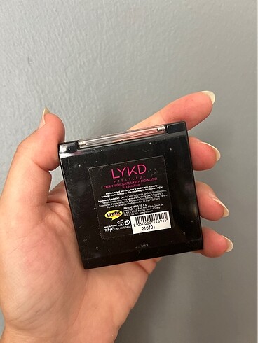 Diğer Lyked Cream Highlighter