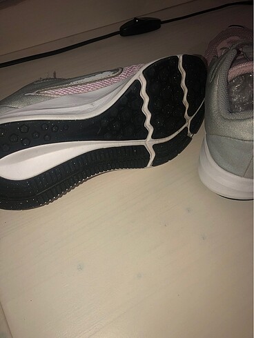 33 Beden Nike spor ayakkabı