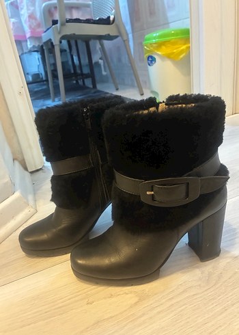 Siyah Deri Kürklü Topuklu Bot - Görsel 5