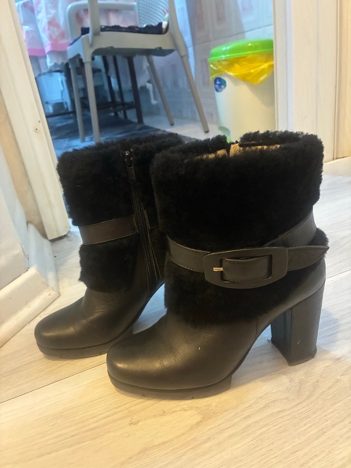 Siyah Deri Kürklü Topuklu Bot - Görsel 5