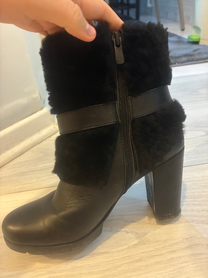 Siyah Deri Kürklü Topuklu Bot - Görsel 4
