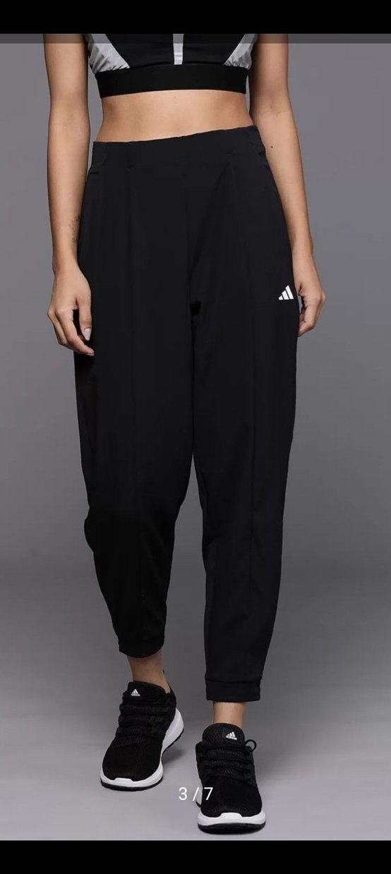 Siyah Straplez Spor Üst ve Rahat Eşofman - Görsel 2