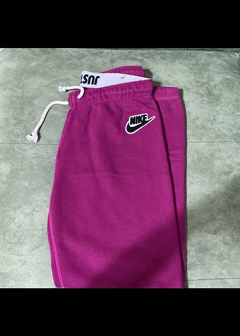 Nike Pembe Rahat Kesim Kadın Eşofman Altı - Görsel 2