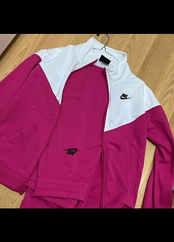 Orjinal Nike eşofman 