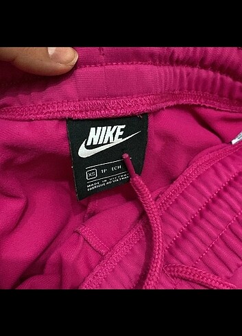 xs Beden Orjinal Nike eşofman