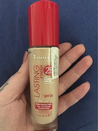 Rimmel London Fondöten