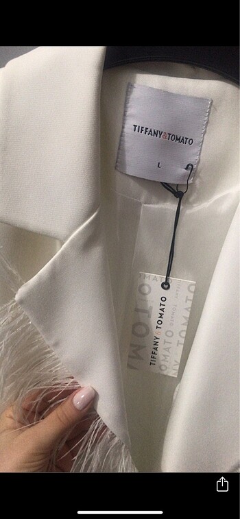 Zara Beyaz tüylü ceket