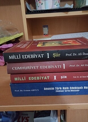 4 kaynak akademik kitap