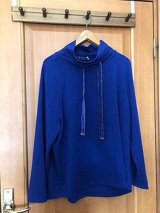 Kalın kumaş dökümlü sweatshirt