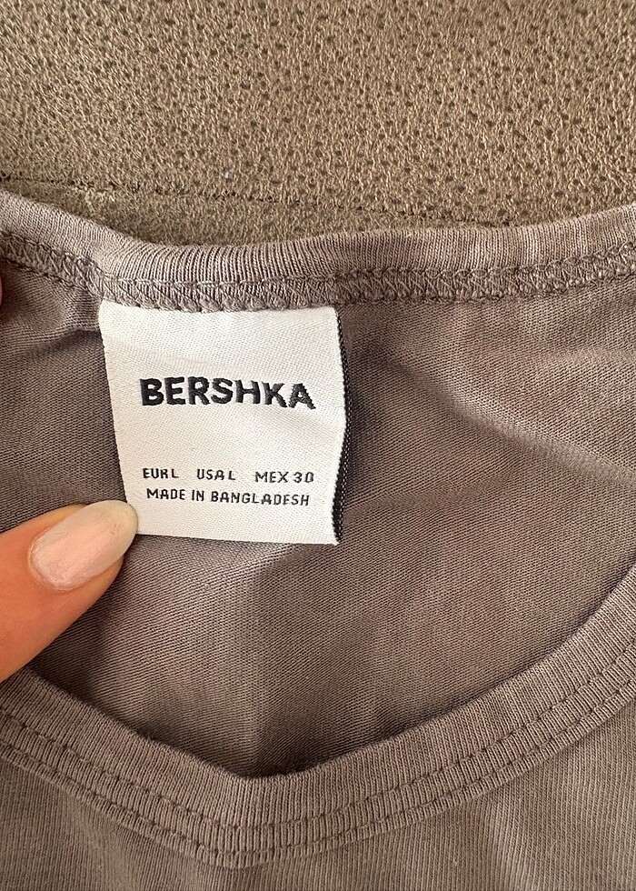 Bershka crop - Görsel 2