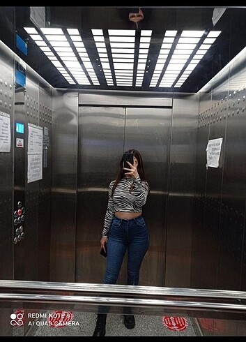 Mavi jeans yenidir bir kere giyildi - Görsel 4