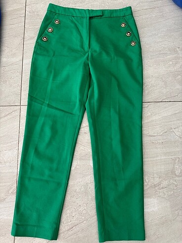 Yeşil kumaş pantolon