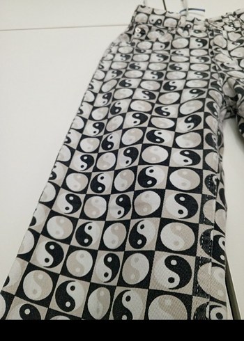 Ying Yang Desenli Kot Pantolon - Görsel 9