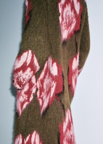 Batik Desenli Fırçalanmış Jakar Örgü Kaban - Görsel 5