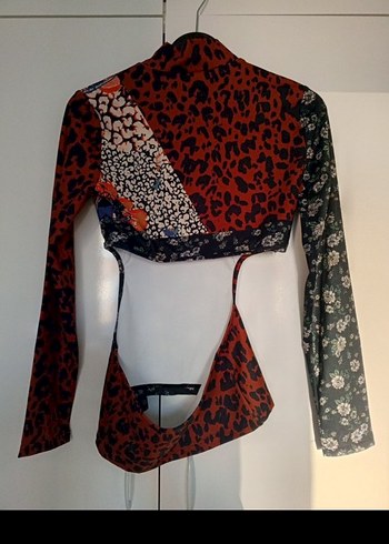 Twist Desenli Uzun Kollu Bluz - Görsel 8