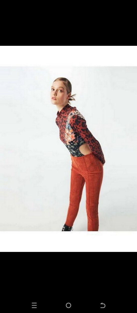 Twist Desenli Uzun Kollu Bluz - Görsel 2