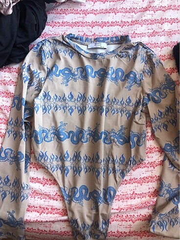 Bershka üst