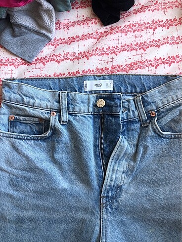 Mango jean
