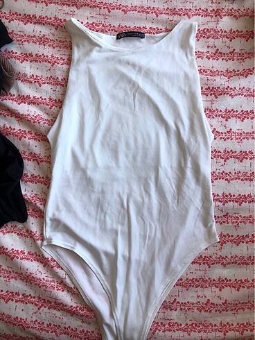Zara çıtcıtlı body