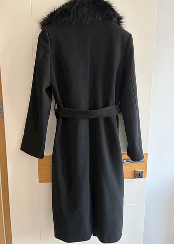 Kuşaklı Siyah Kaban, Kürk Detaylı Yaka - Görsel 4