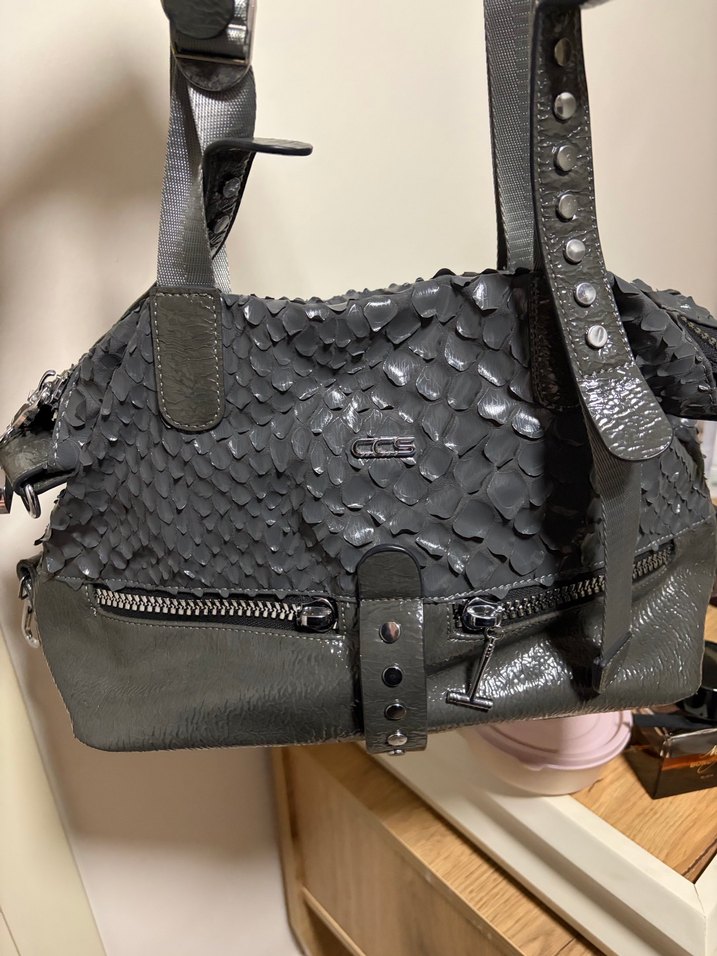 Gri Yılan Derisi Desenli Deri Çanta - Görsel 5