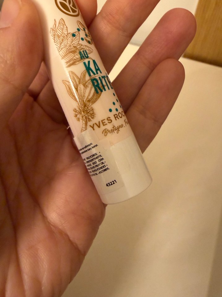 Pastel Beyaz Ruj yves rocher nemlendirici - Görsel 4