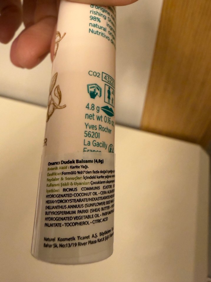 Pastel Beyaz Ruj yves rocher nemlendirici - Görsel 2